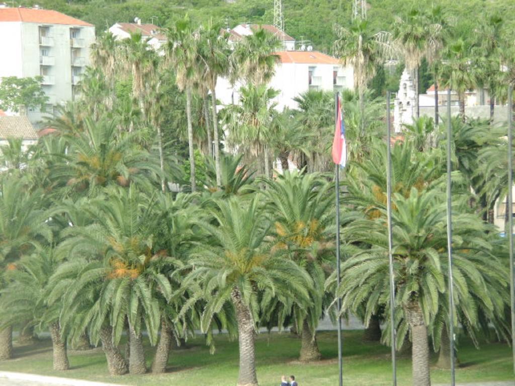 Apartments Rak Vis Exteriér fotografie